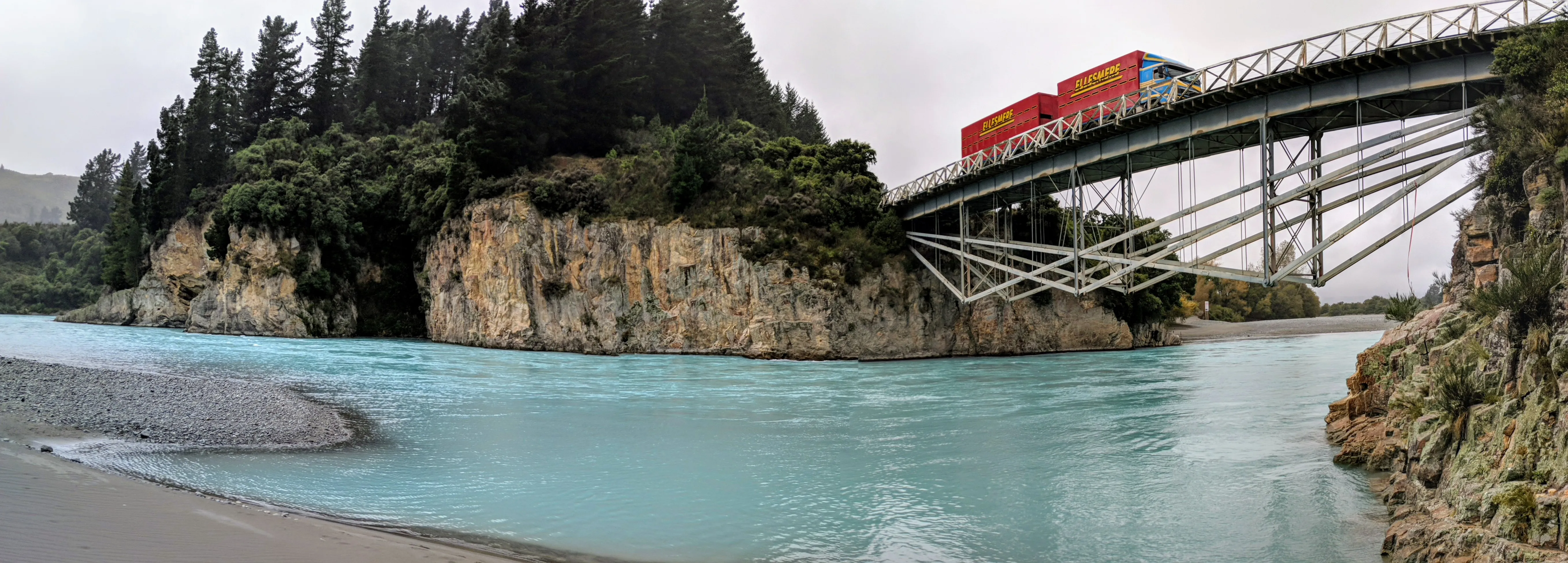 bridge pano.xivL4rqP.jpg
