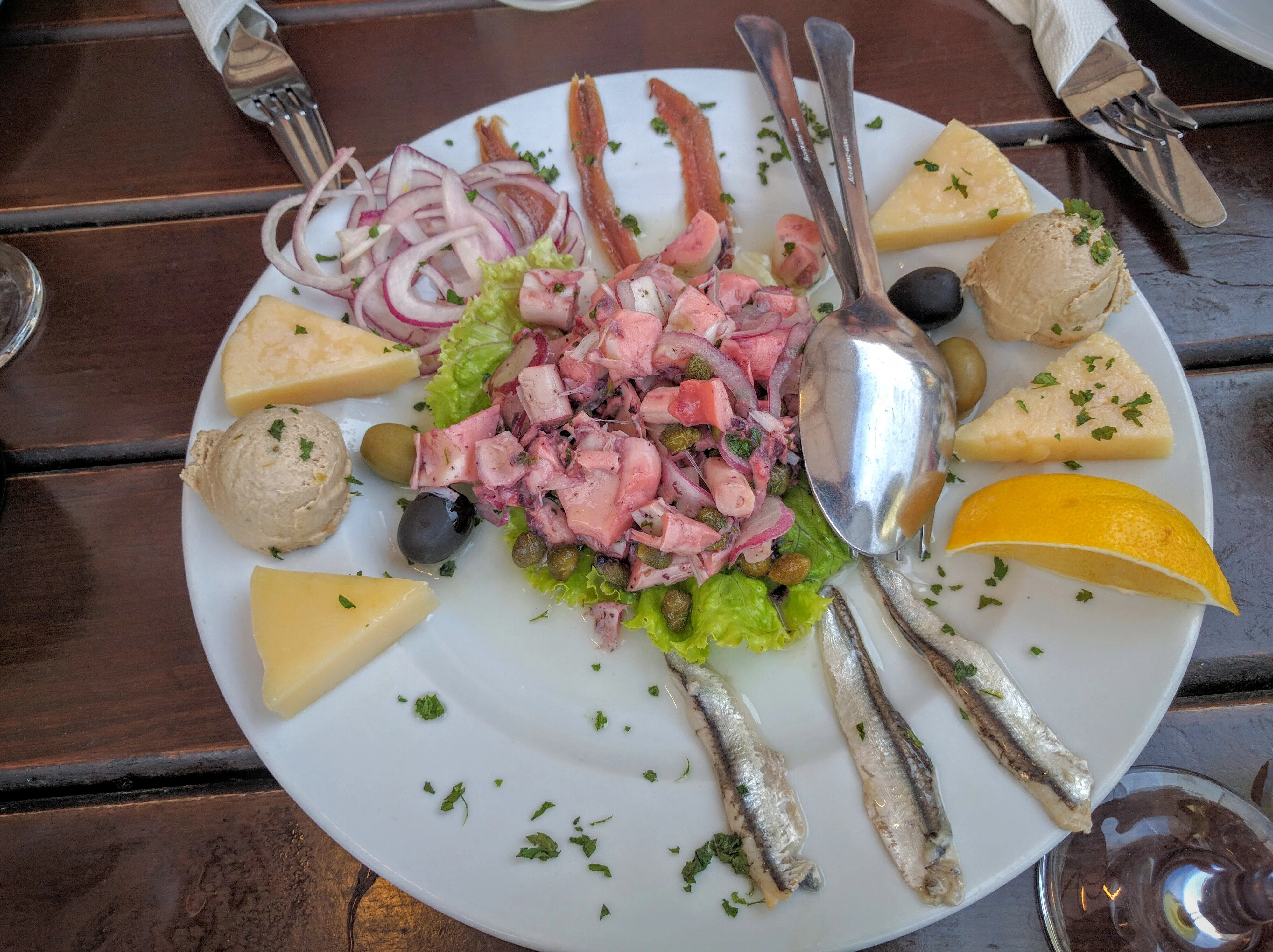 dubrovnik fish.CBgoa3Sk.jpg