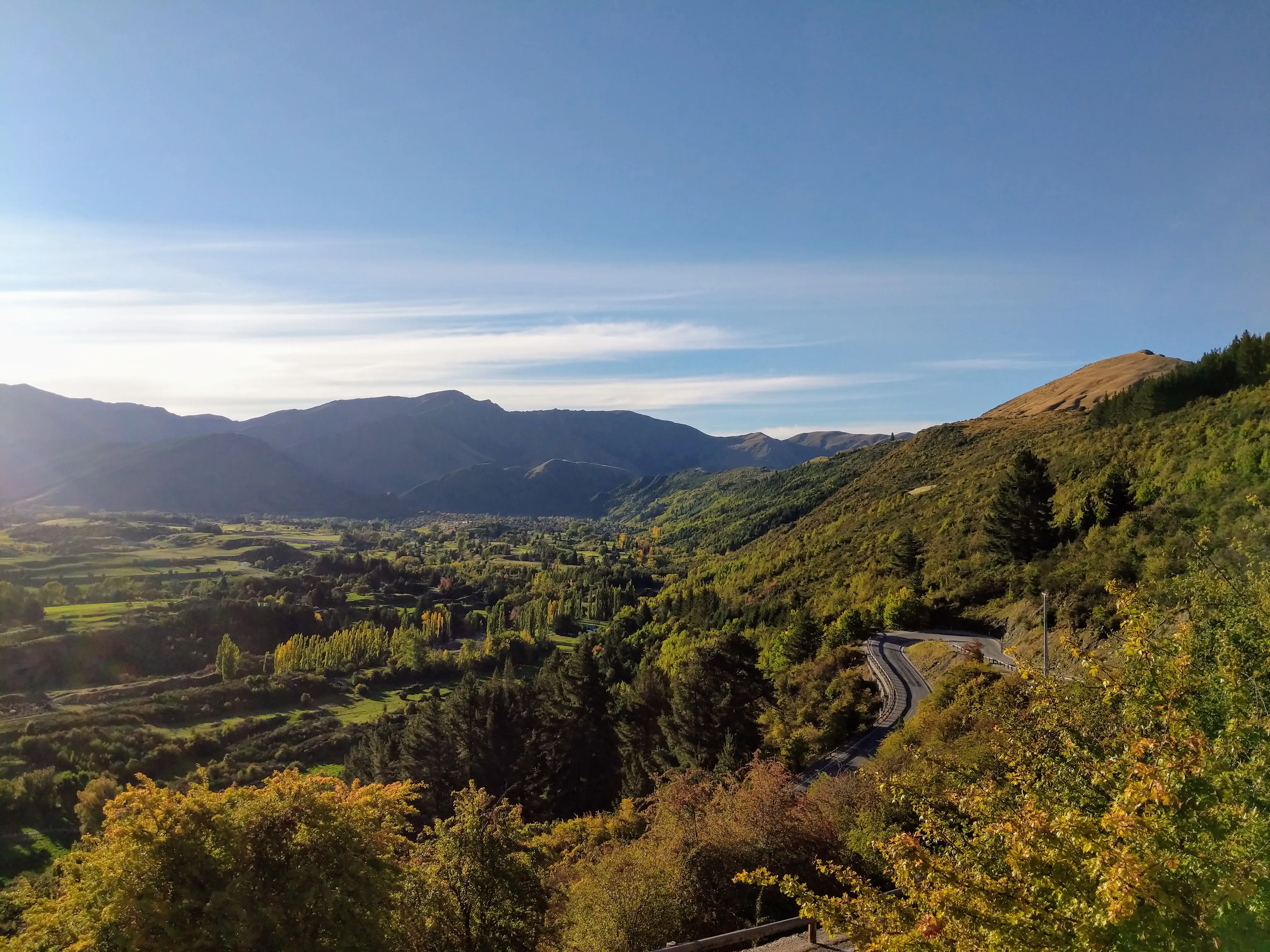 hill winding road.iMbt5JQC.jpg