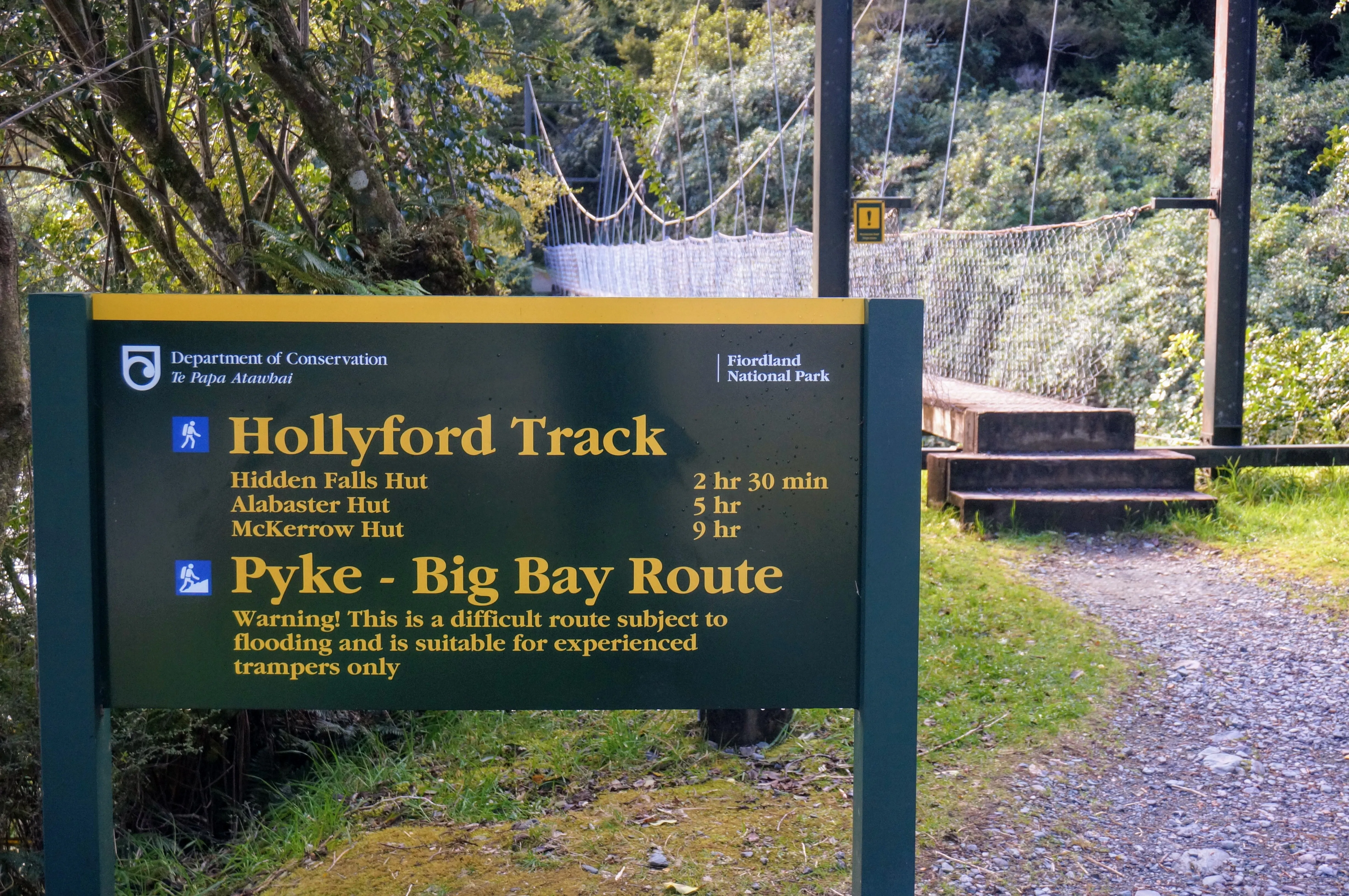 hollyford trailhead.1X7pyAHf.jpg
