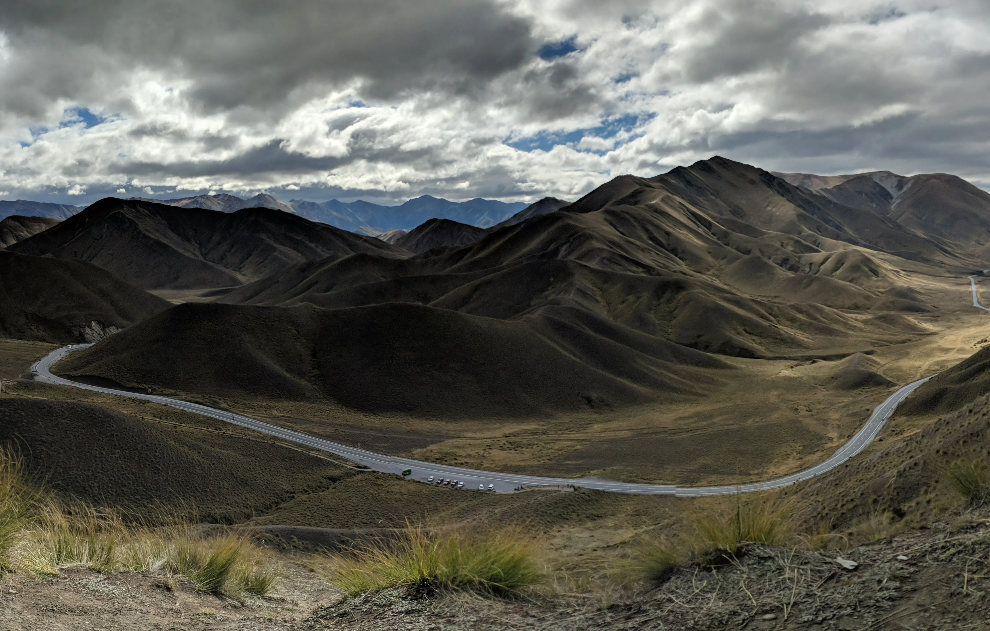 lindis pass mountains.BDYtjd3x.jpg