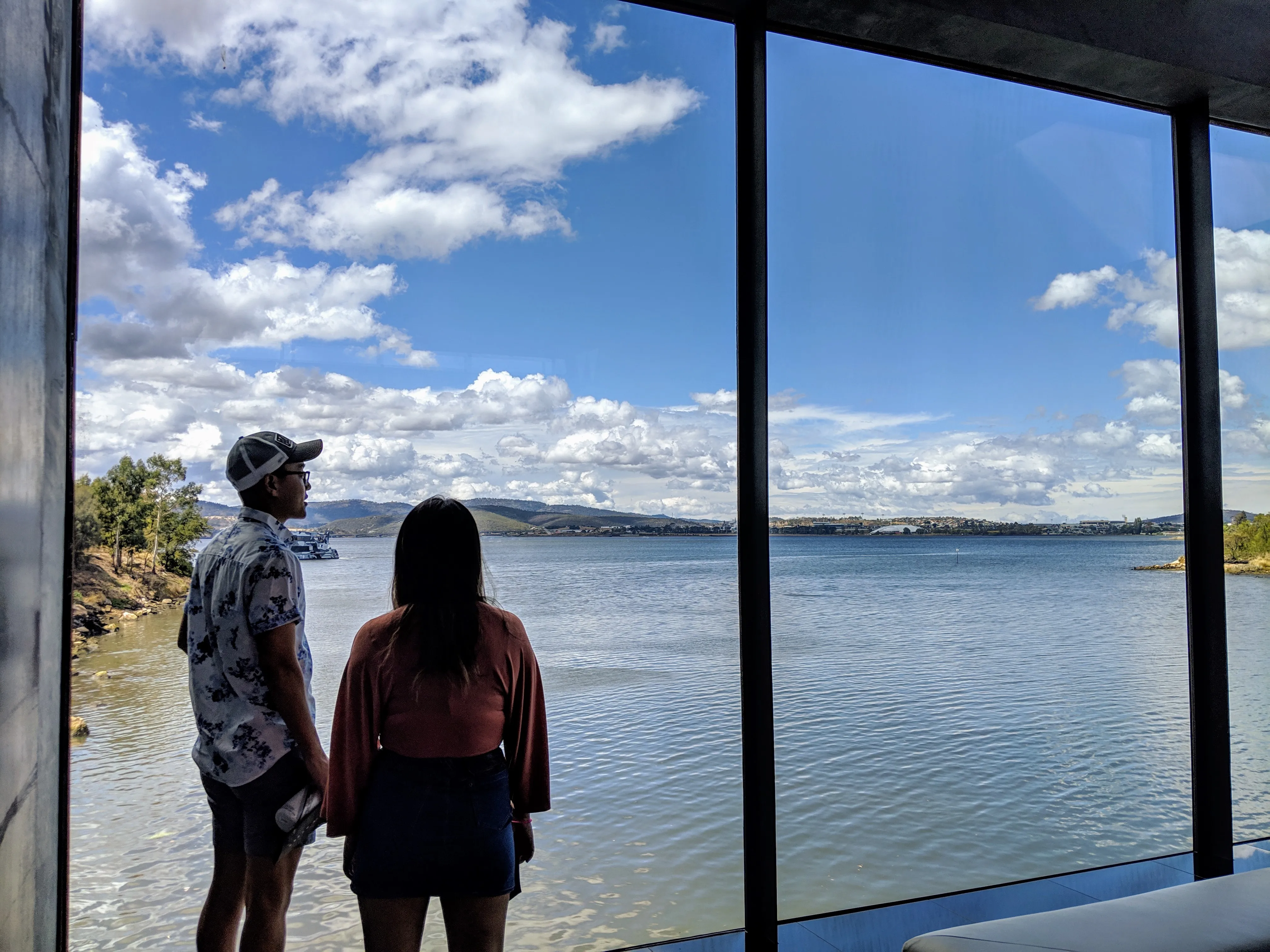 mona window both.CGGMnH_Y.jpg