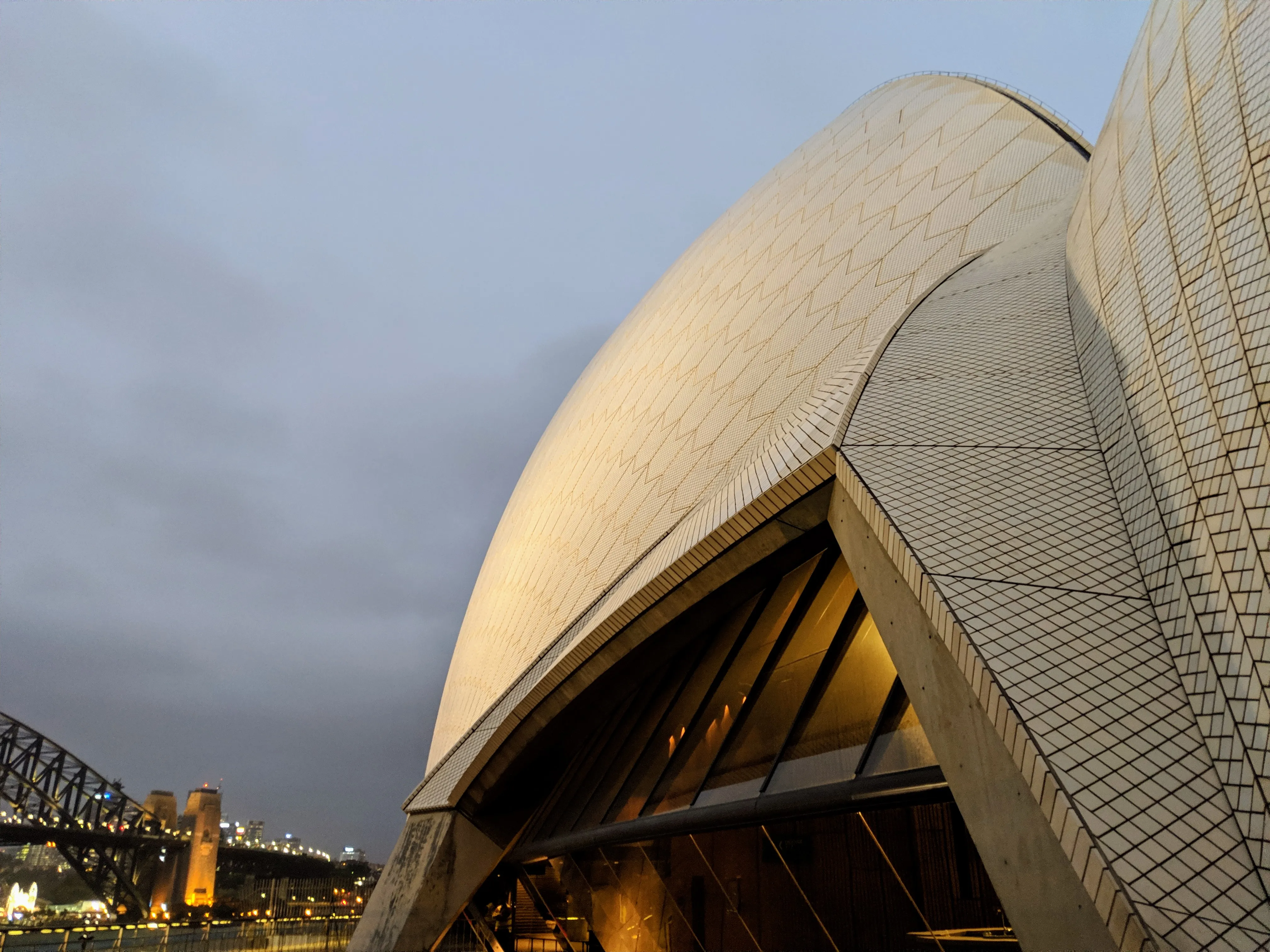 opera house alongside.DcNA2T2k.jpg