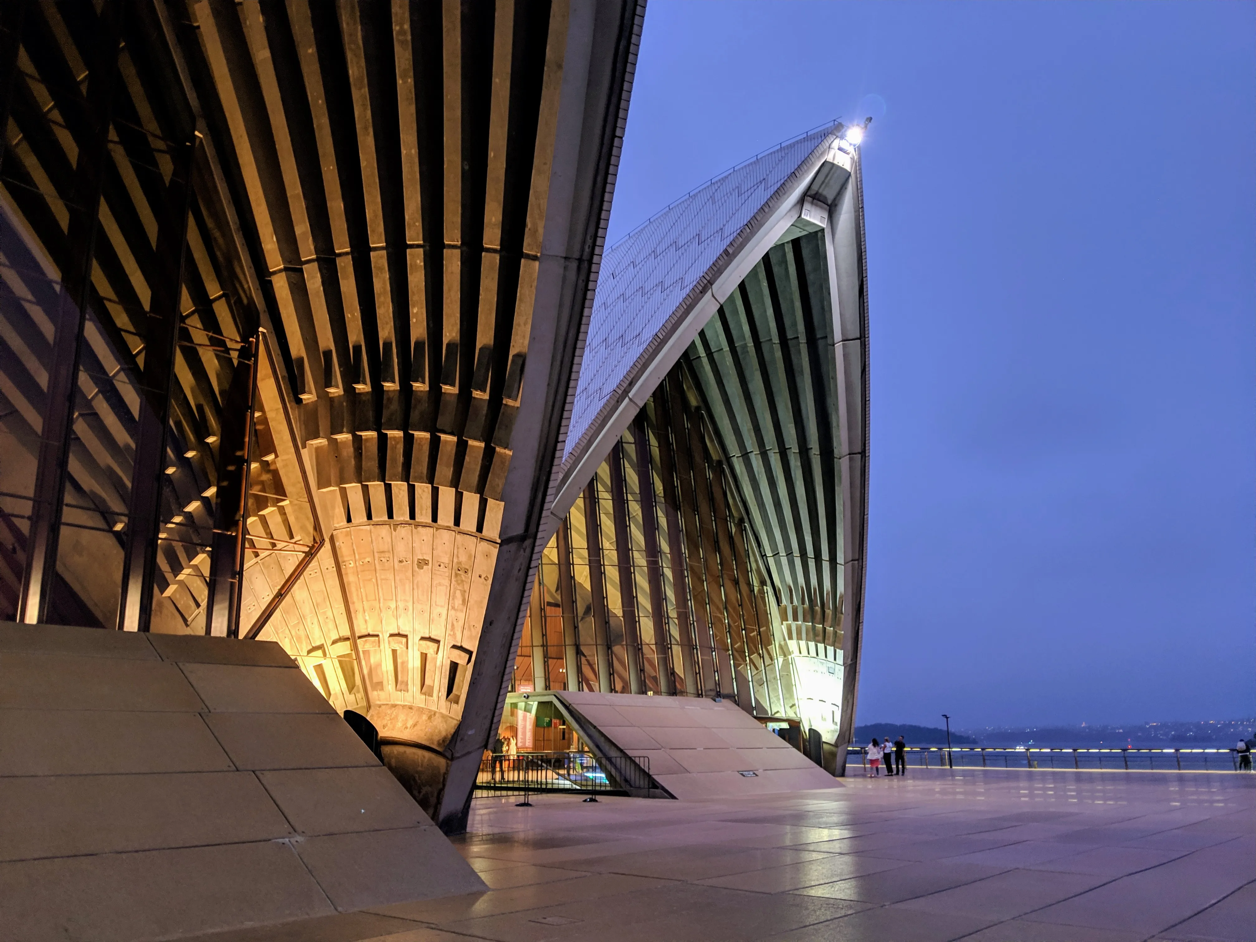 opera house twin halls.0DOdvXcZ.jpg