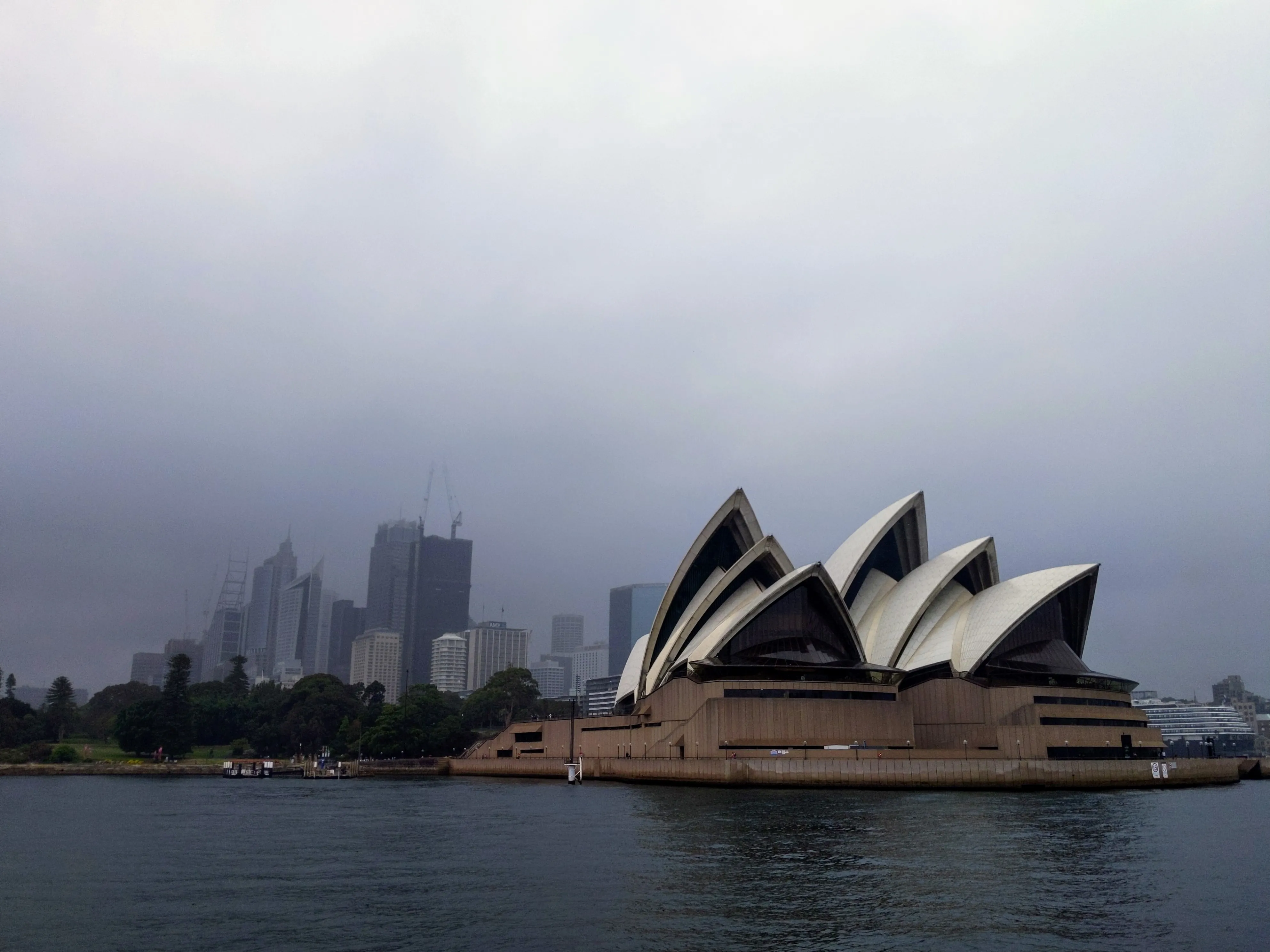 opera house water.5xab M9w.jpg