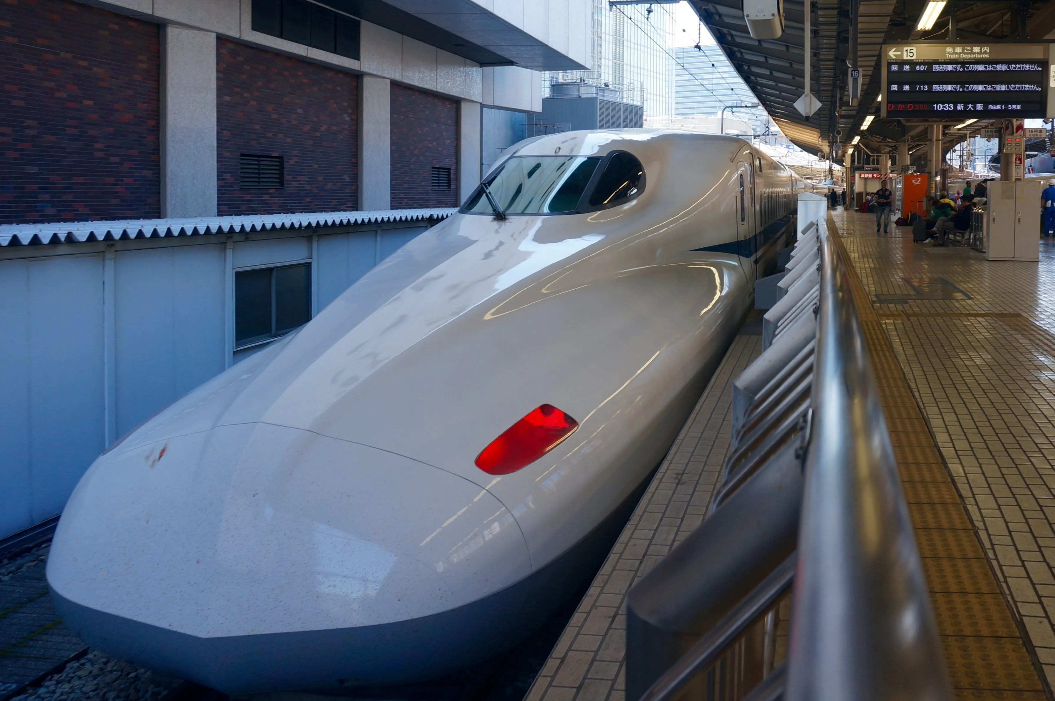 osaka train.BuFGzsZ8.jpg