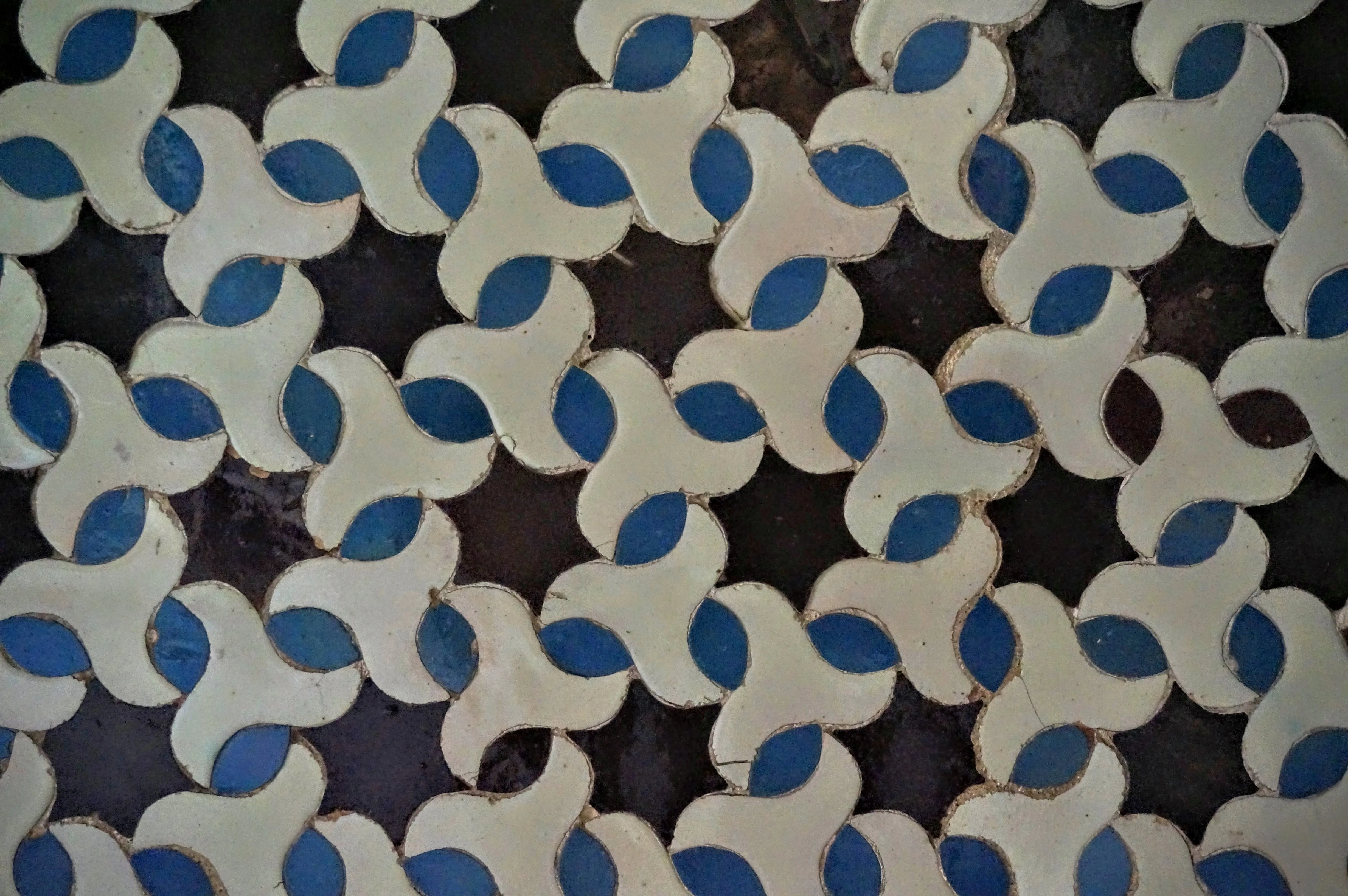 seville pattern boomerangs.sacmNF0G.jpg
