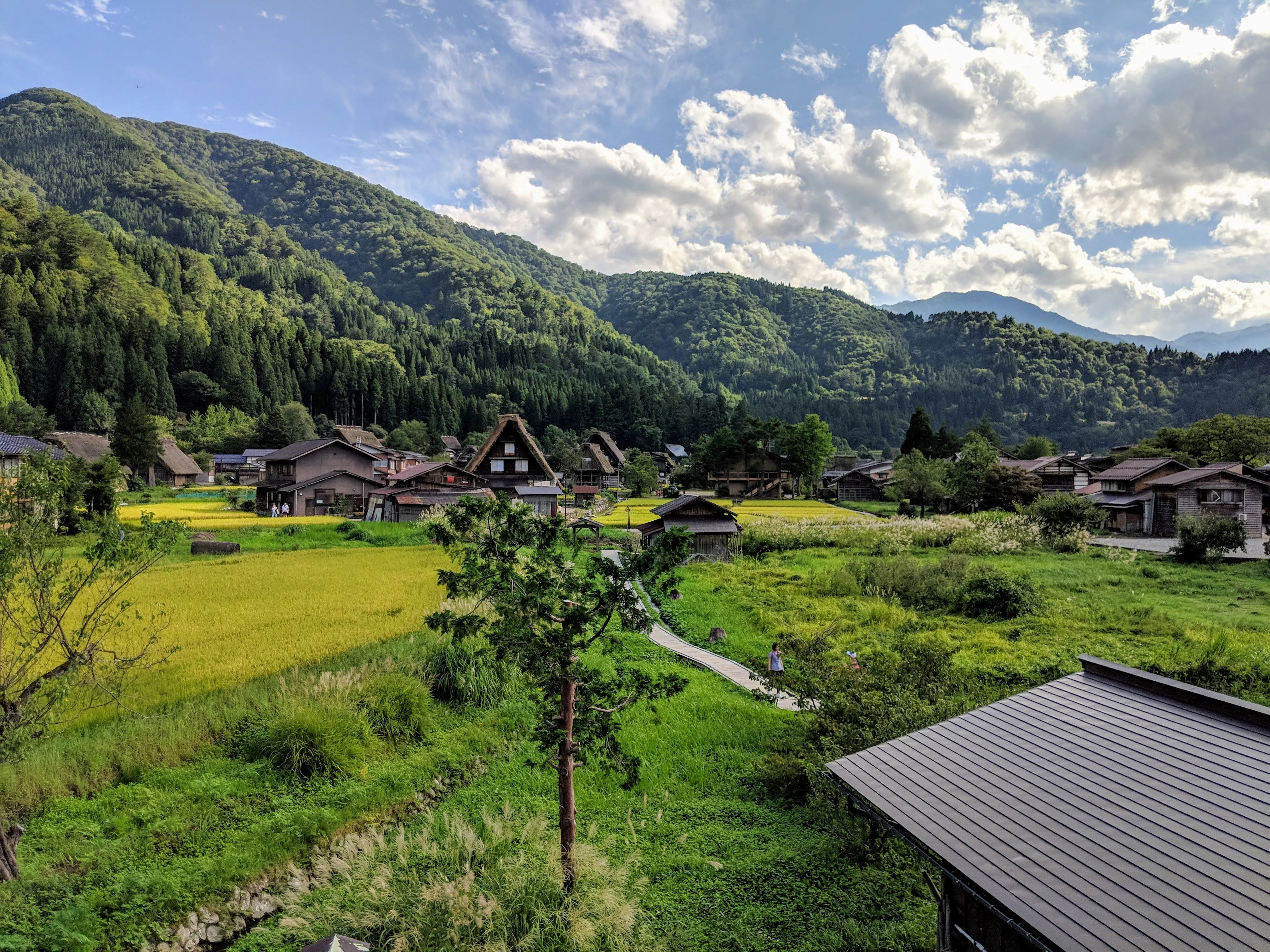 shirakawago view.BFFdKFtd.jpg