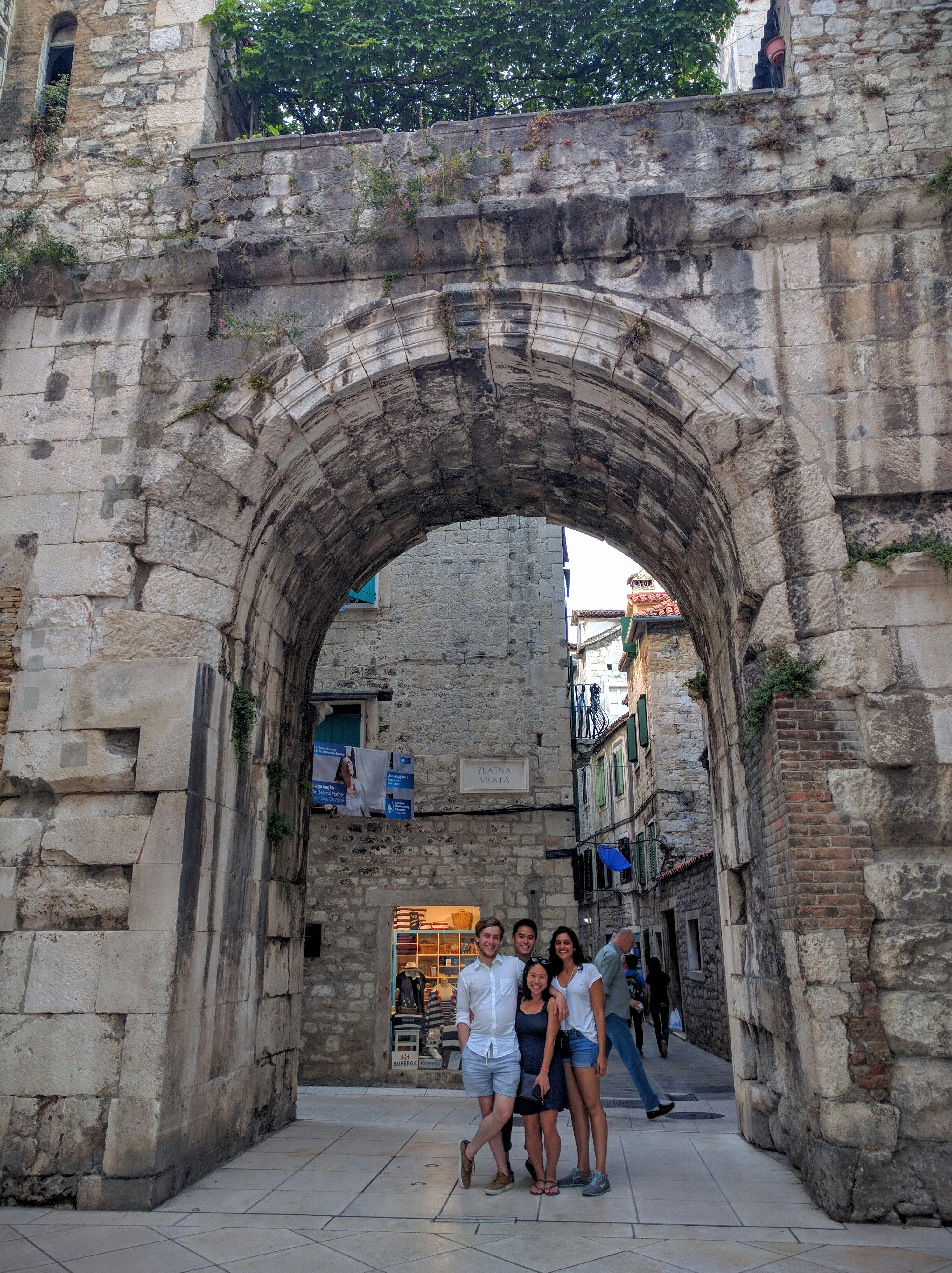 split arch.4kNQ785p.jpg