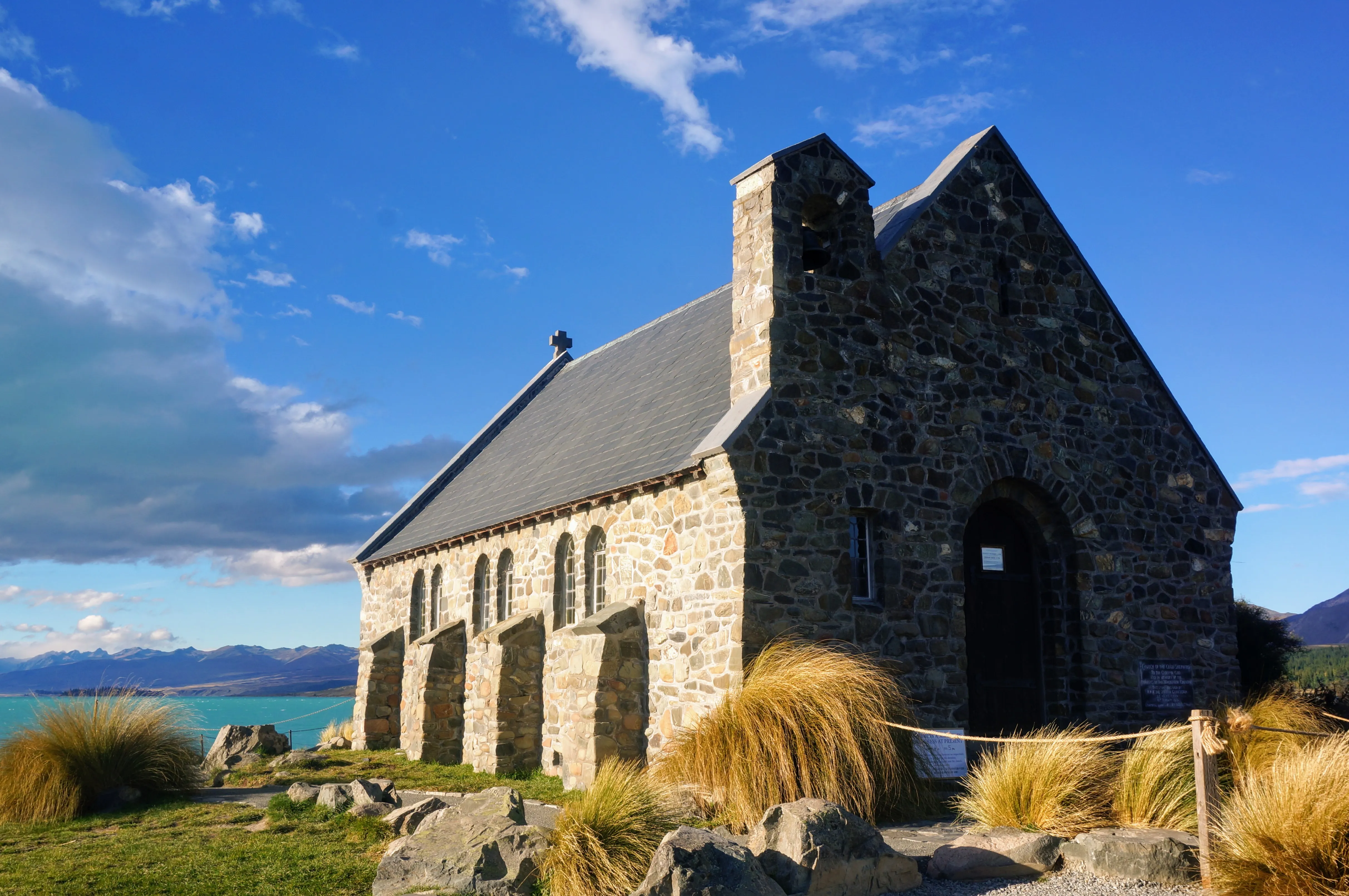 tekapo house door.MFKAto4O.jpg