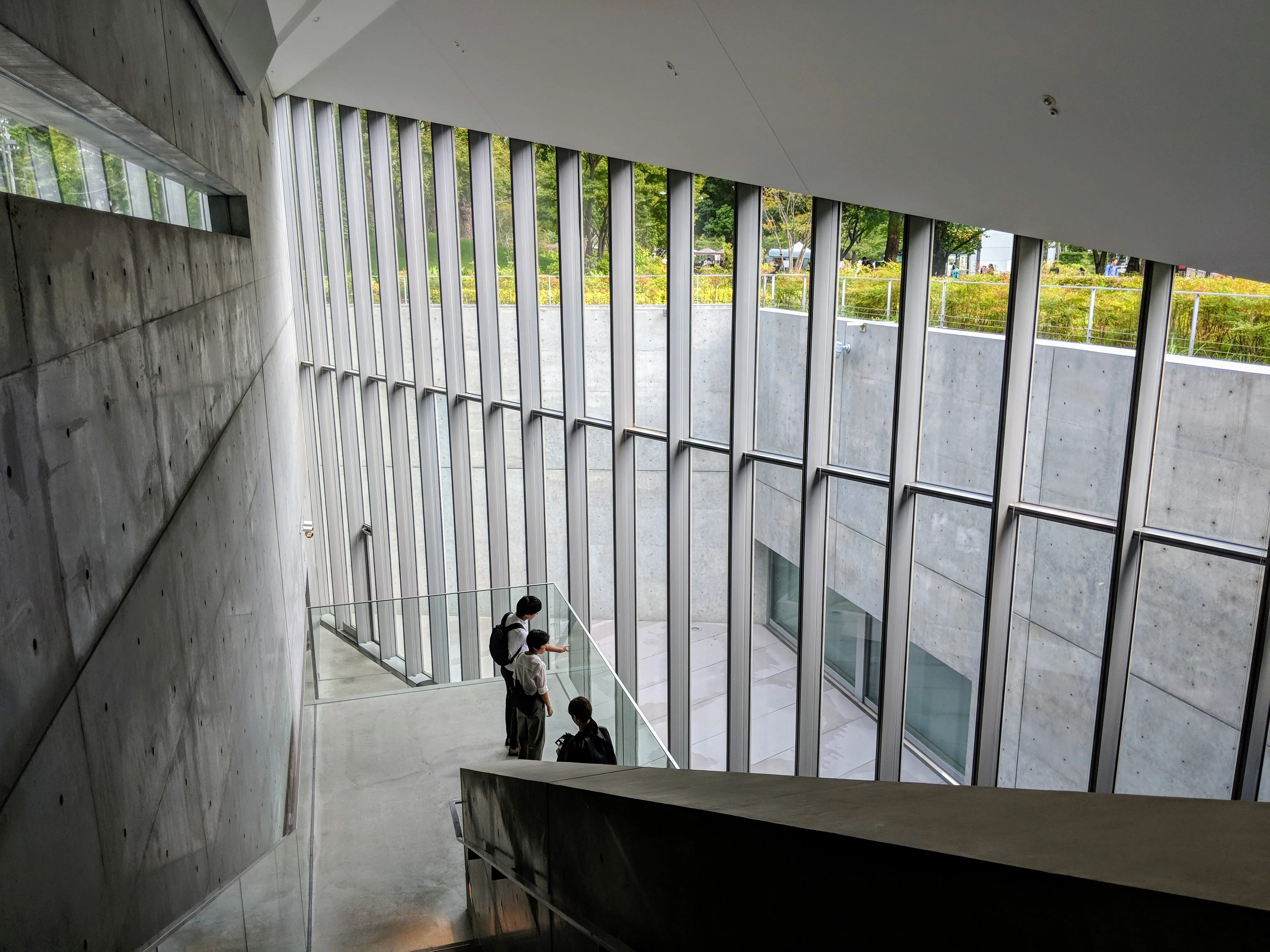 tokyo modern art.CG9QpkJd.jpg