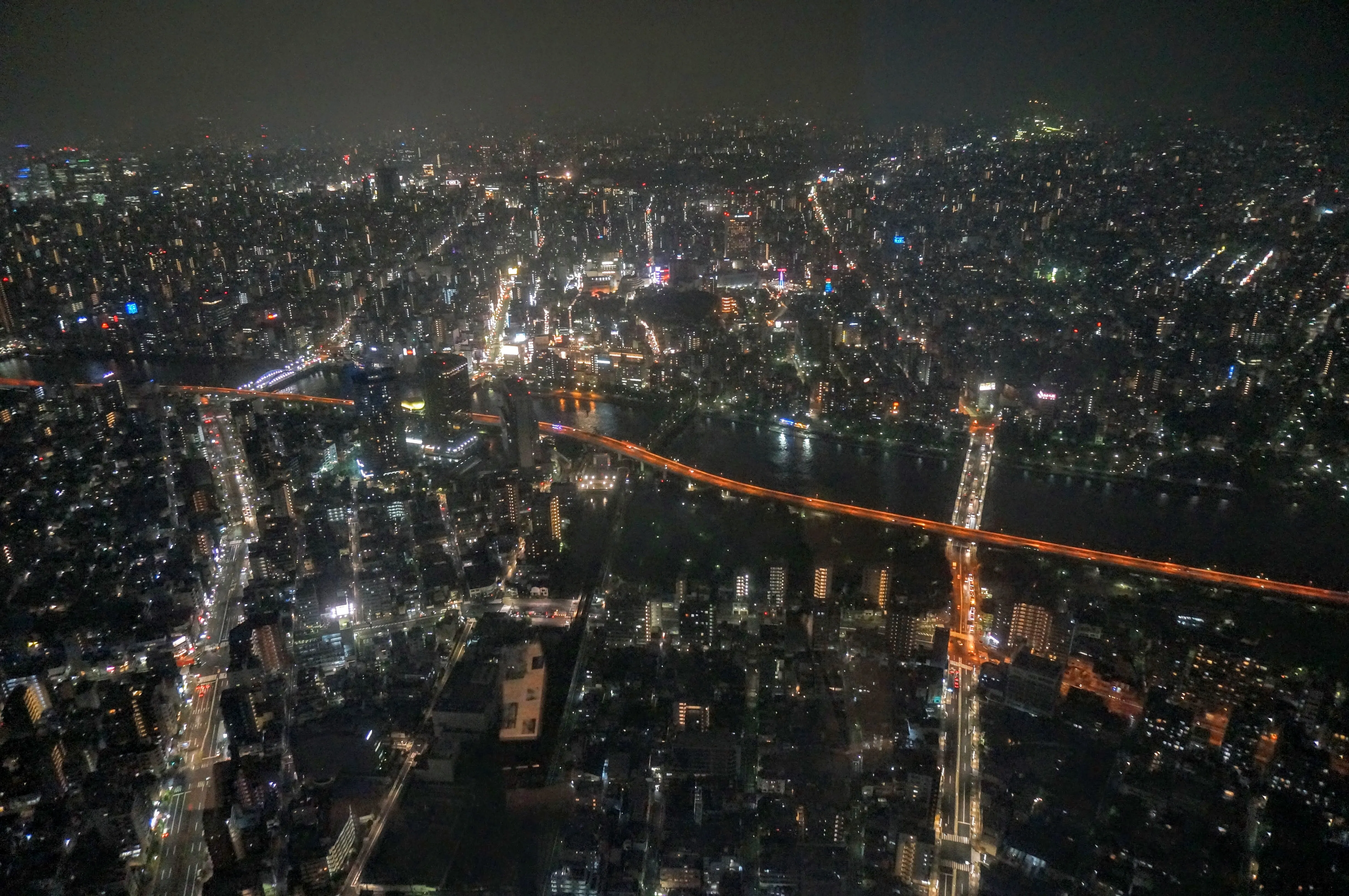 tokyo tower.DzIreK g.jpg