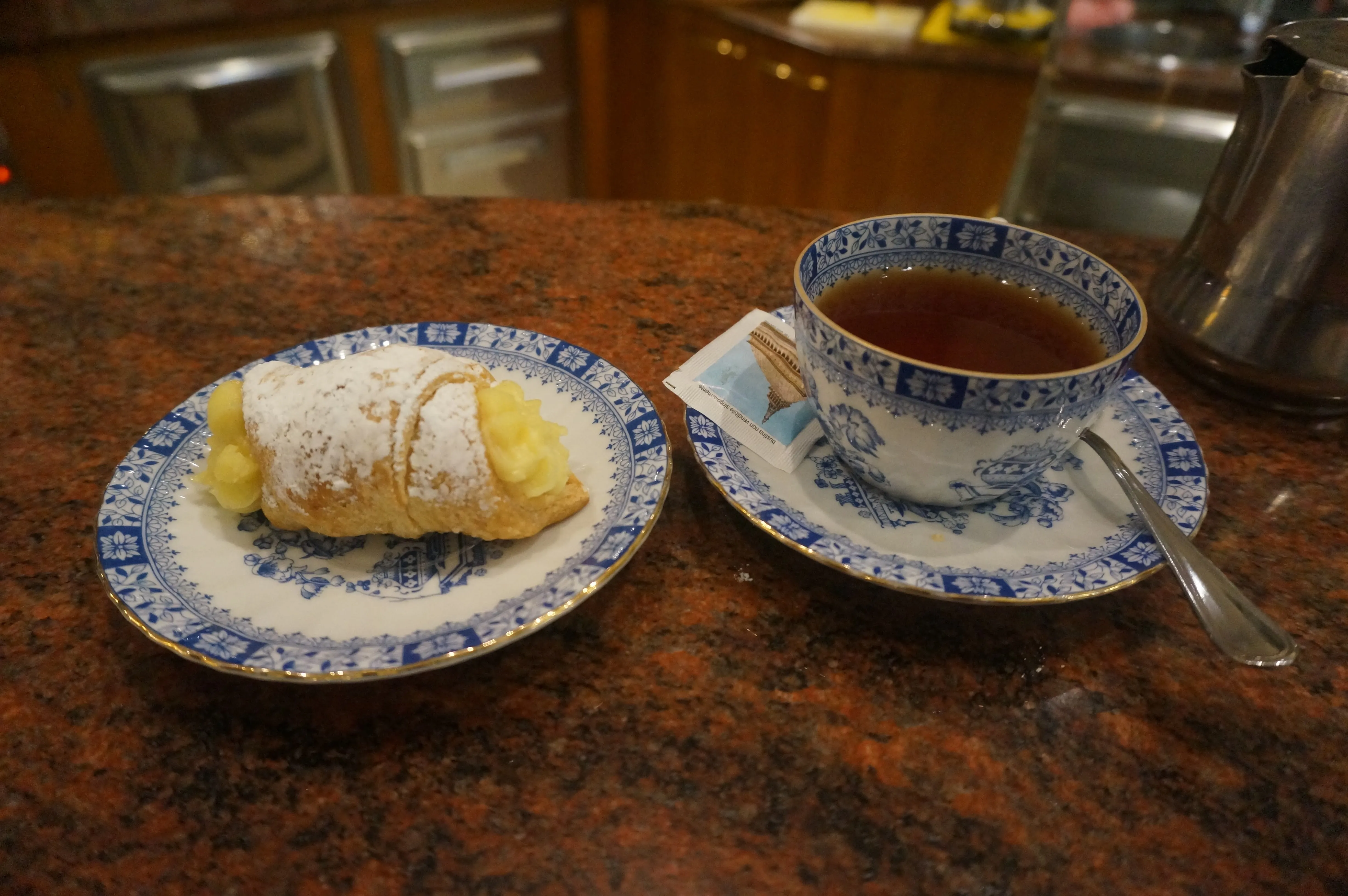 venice tea.DEhjKGgY.jpg