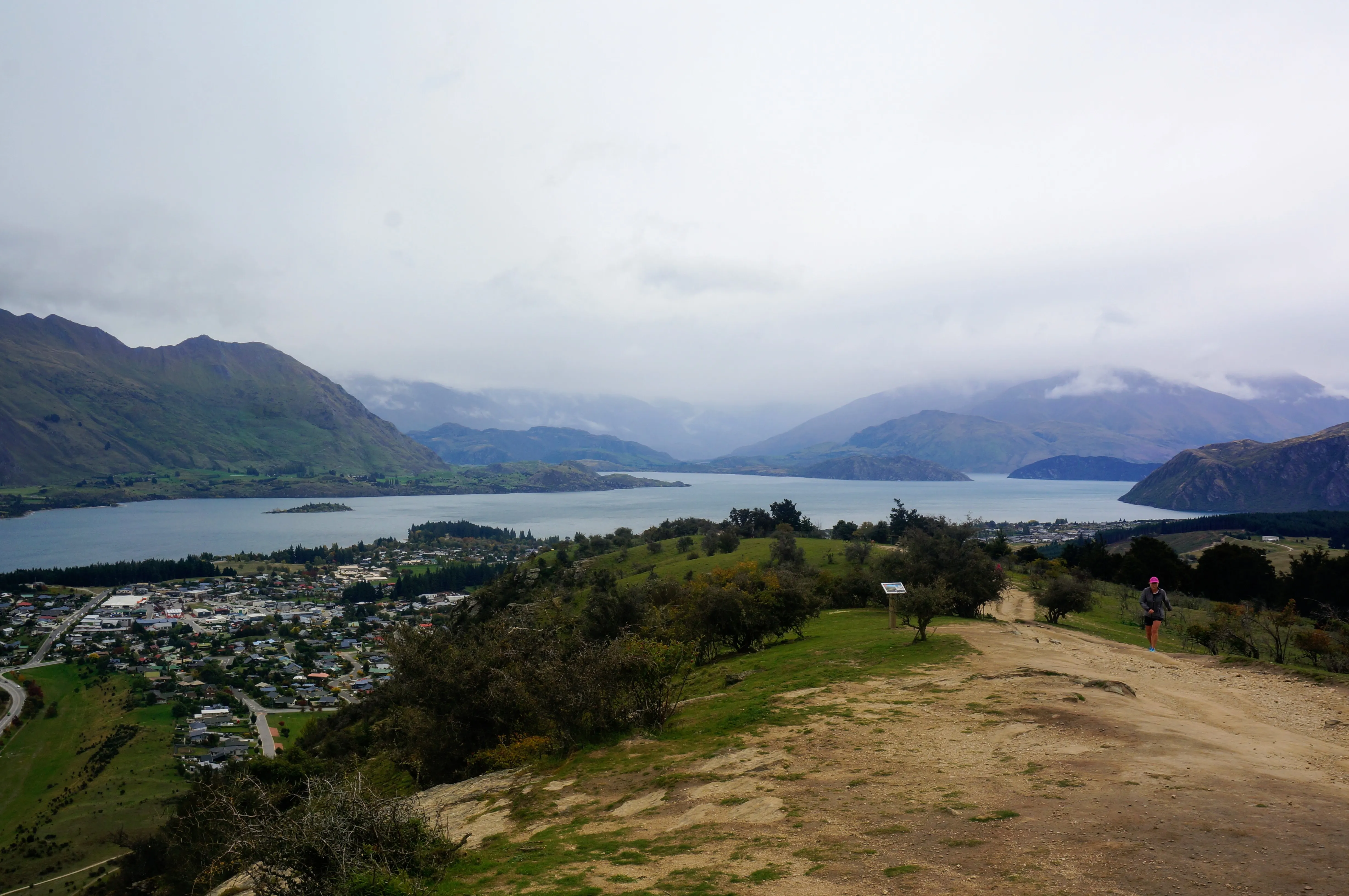 wanaka hill view.C2xeJa8n.jpg