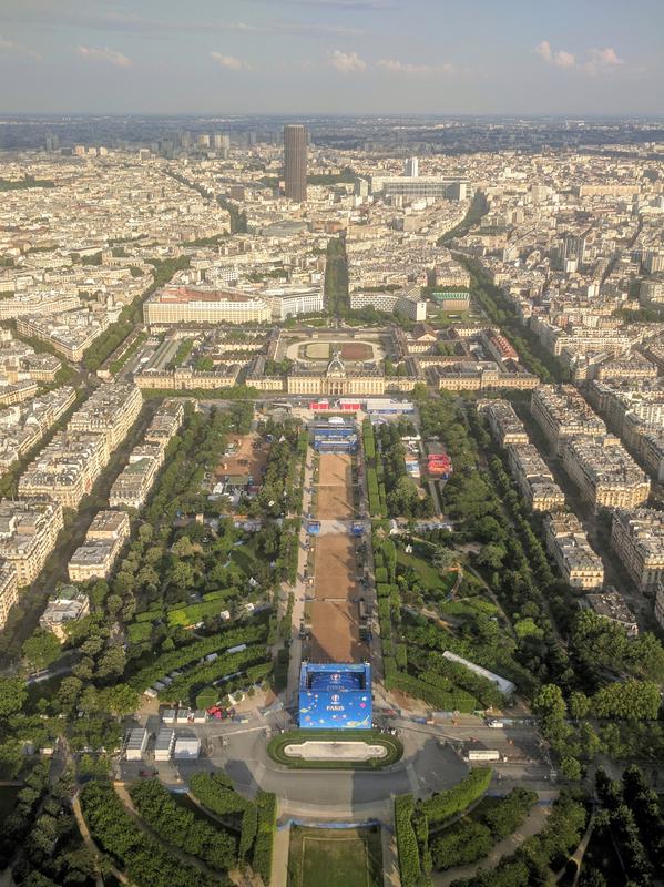 Paris eiffel tower view