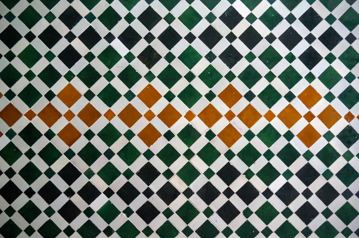 Seville pattern diamonds