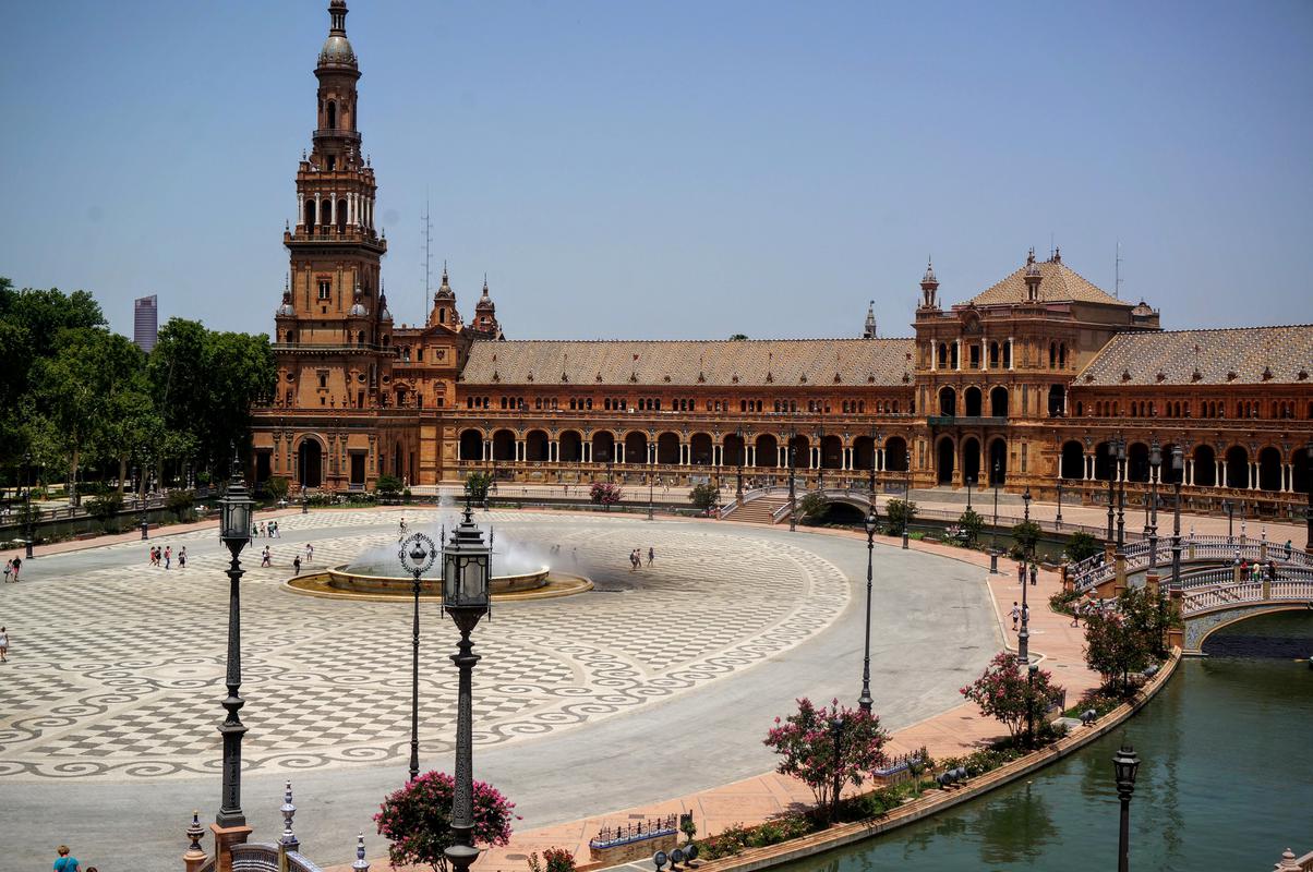 Seville plaza espana view